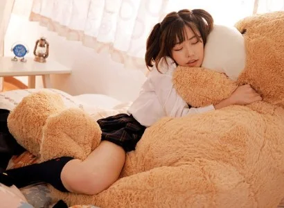 Cơn mưa lớn bất chợt làm mọi thứ trở nên ướt sũng